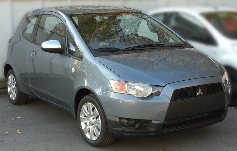 Mitsubishi Colt Z30