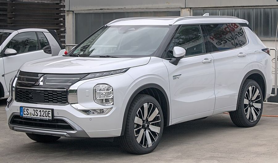 Mitsubishi Outlander II